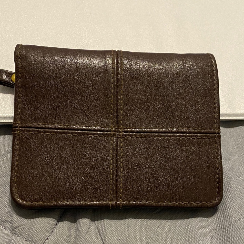 Liz Claiborne Dark Brown Polyvinyl Money and Card Holder